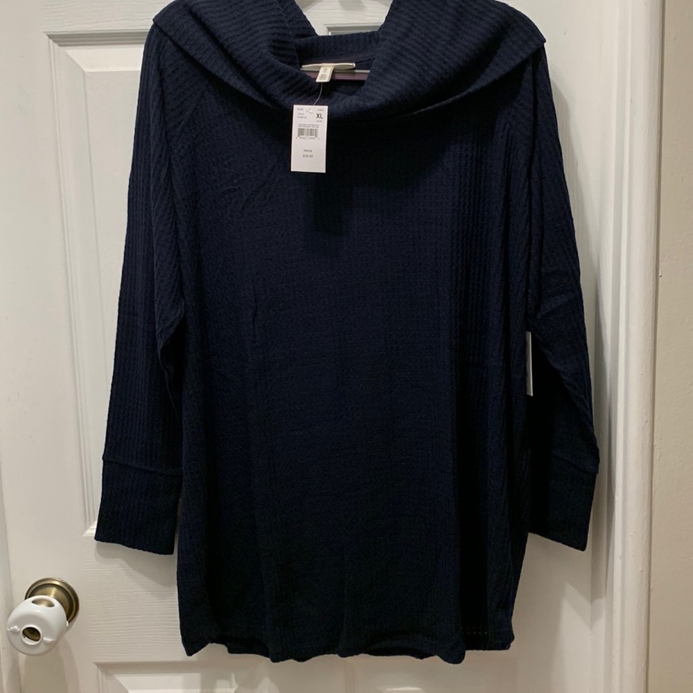 Cowl neck. Brand new with tags. Maternity XL. Comfy sweater. Black color.